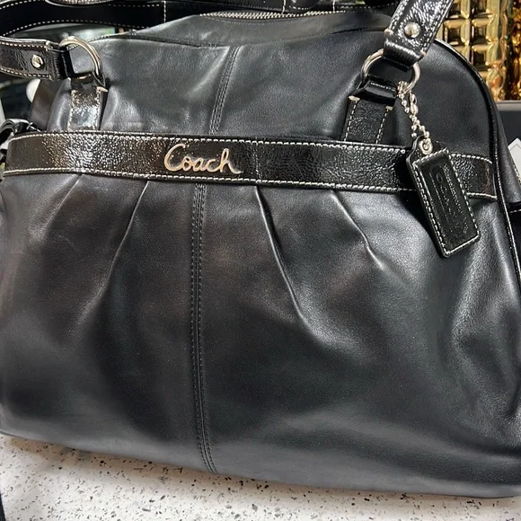 Large Coach Duffle Baby Bag - Picture 3 of 10